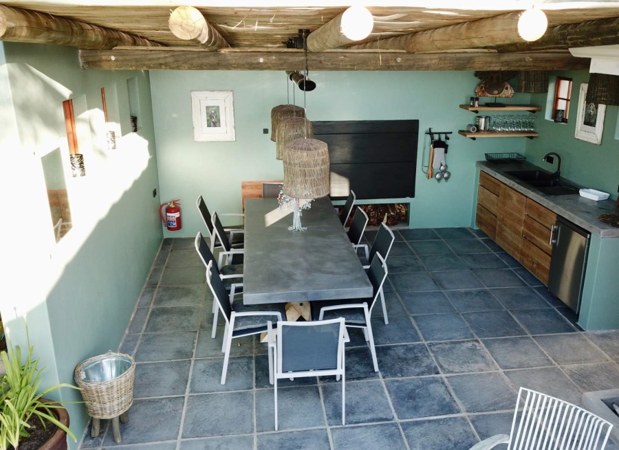 6 Bedroom Property for Sale in Camps Bay Western Cape